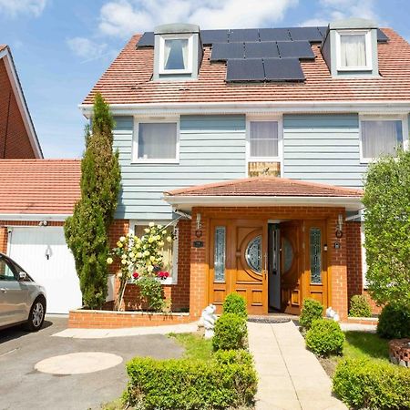 Benjamin Guest House Yiewsley Ngoại thất bức ảnh