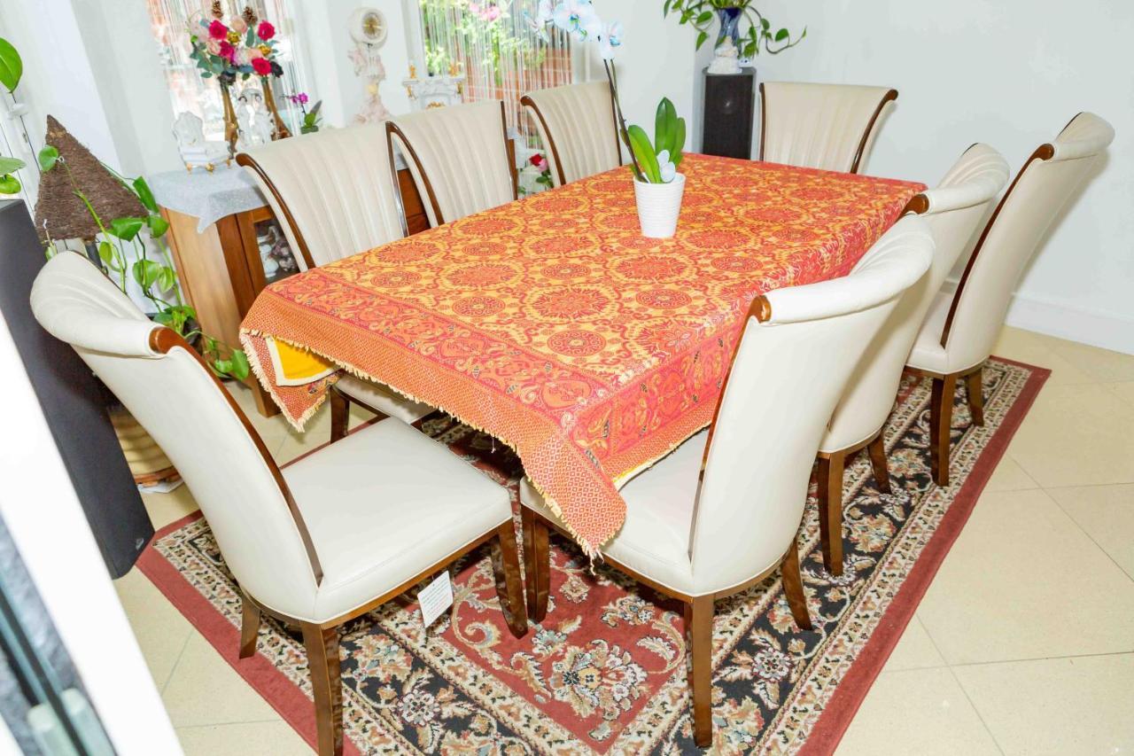 Benjamin Guest House Yiewsley Ngoại thất bức ảnh
