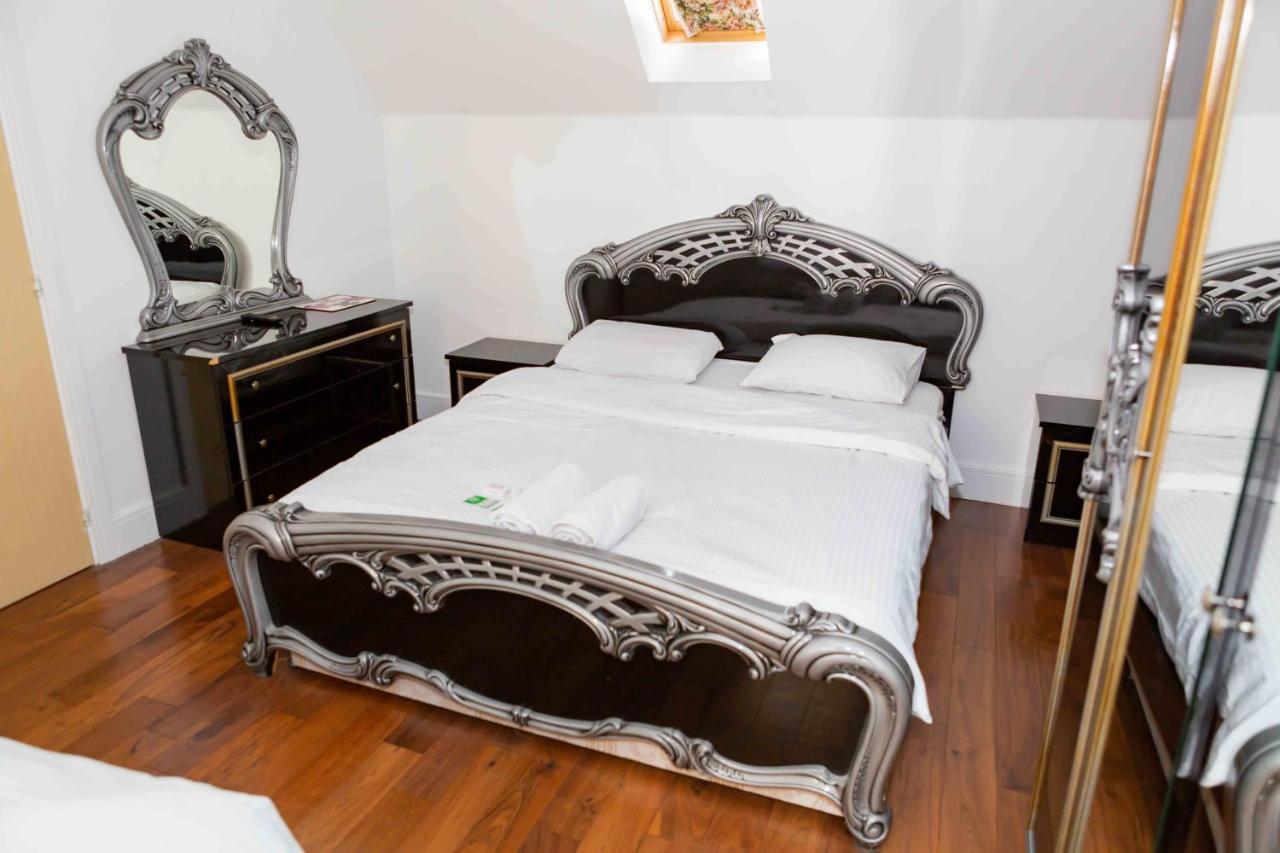 Benjamin Guest House Yiewsley Ngoại thất bức ảnh