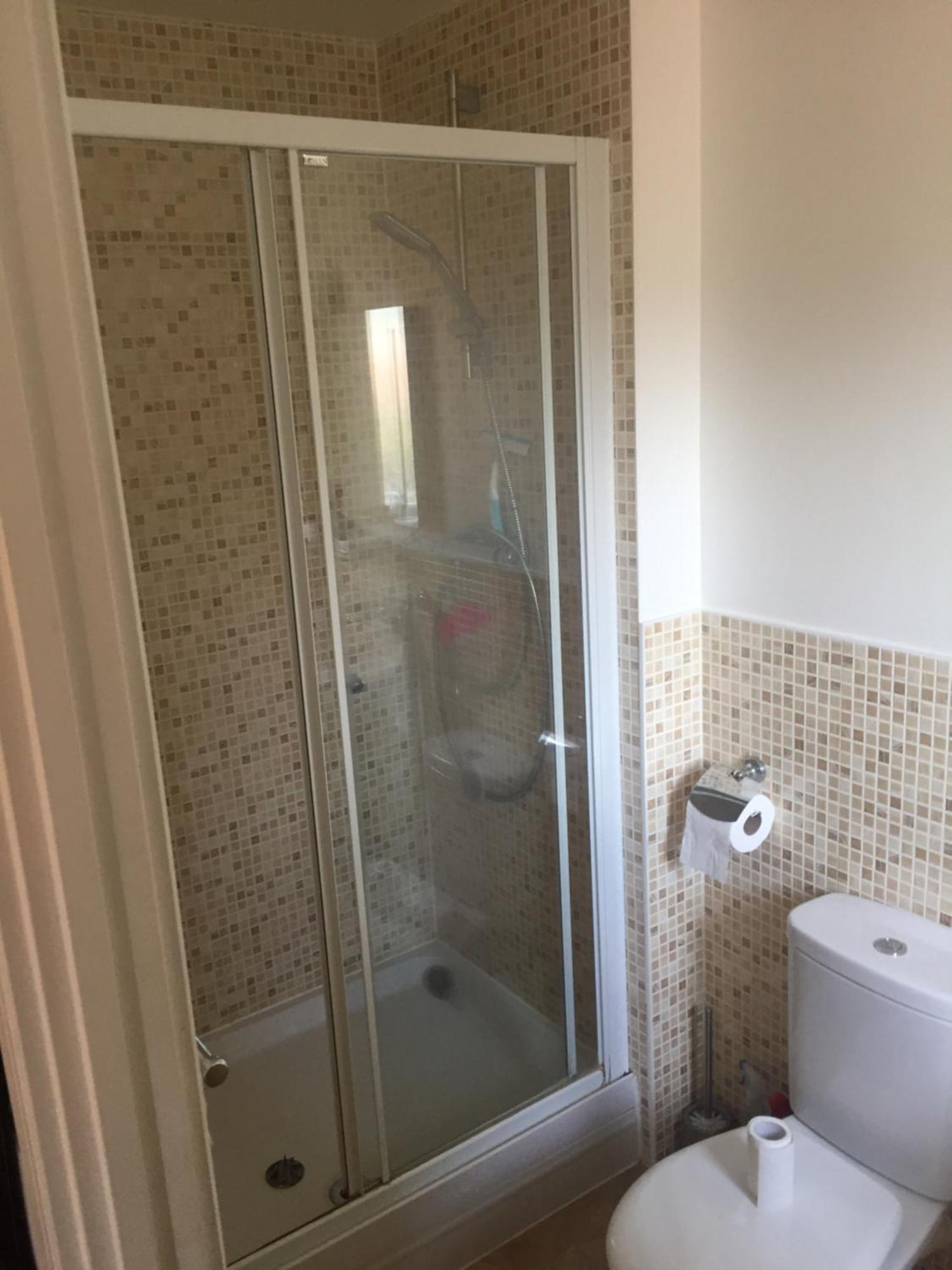 Benjamin Guest House Yiewsley Ngoại thất bức ảnh